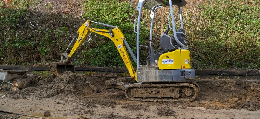 Ako vybrať minibager pre malú stavebnú firmu