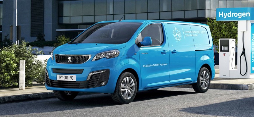 Na vodík už jazdí aj nový Peugeot e-Expert Hydrogen, jeho nádrže zvládajú tlak 700 barov