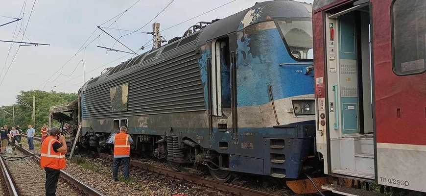 Železnice zakročili voči 3 výpravcom: Kto je vinník tragickej zrážky vlaku s autobusom pri NZ?
