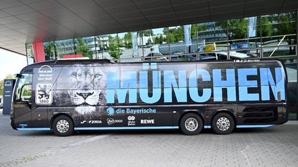 Mníchovskí futbalisti dostali špeciálny autobus. Luxusný MAN Lionˈs Coach nemá obdoby