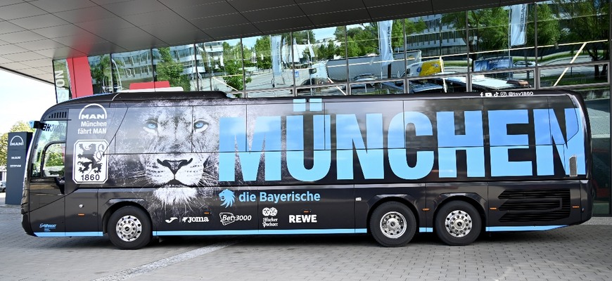 Mníchovskí futbalisti dostali špeciálny autobus. Luxusný MAN Lionˈs Coach nemá obdoby