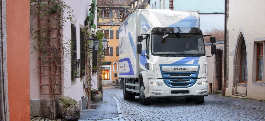 DAF LF Electric mieri do mestských aglomerácií. Ponúka tichú prevádzku a dojazd 280 km