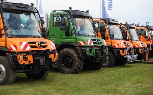 Divízia Mercedes-Benz Special Trucks preberá celkovú zodpovednosť za komunálne a hasičské autá