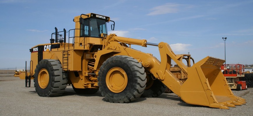 Caterpillar 992G je fascinujúci kolesový nakladač