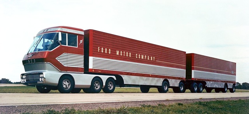 Ford Big Red z roku 1964 o dekády predbehol svoju dobu. V mnohom zahanbí aj dnešné ťahače