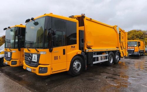 OLO má dvojkomorové smetiarske autá. Dokážu voziť dva druhy odpadu naraz