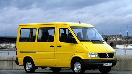 MERCEDES SPRINTER MÁ 30 ROKOV. STANOVIL ŠTANDARD MODERNÝCH DODÁVOK