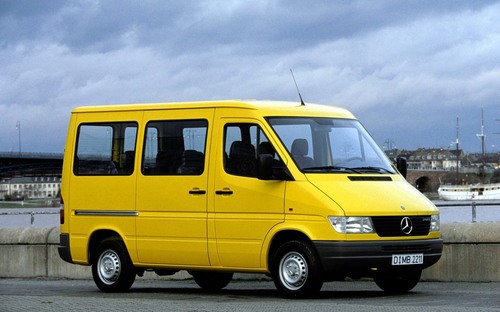 Mercedes Sprinter má 30 rokov. Stanovil štandard moderných dodávok
