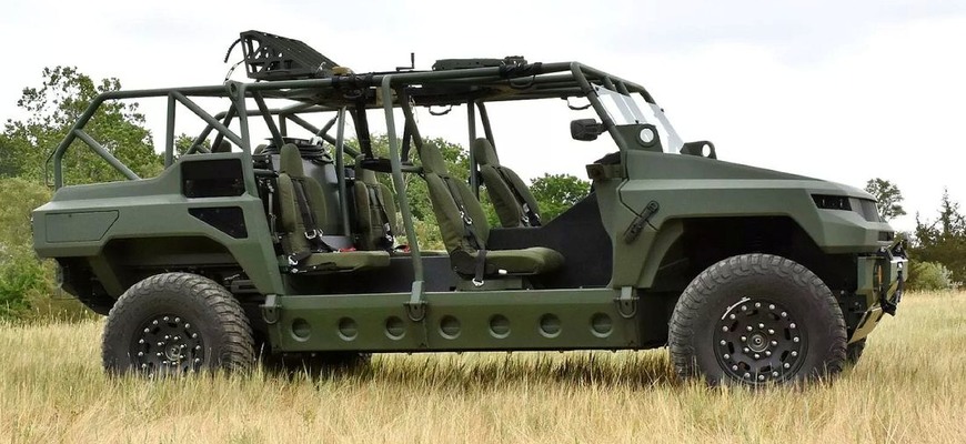 Armádny Humvee dostal nástupcu. Prekvapuje odolnosťou, naftovým motorom aj obrovskou batériou