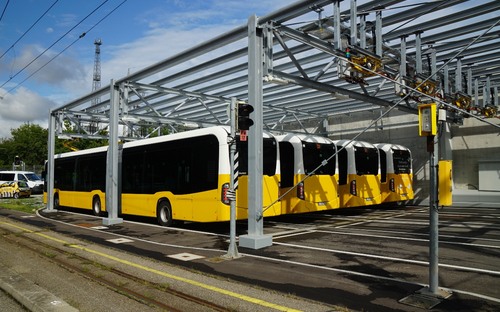 Nemci ukazujú, ako má vyzerať verejná doprava budúcnosti. Štuttgart chce len elektrické autobusy