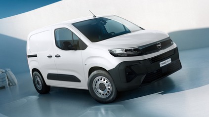 NAFTOVÝ OPEL COMBO 4X4 PRICHÁDZA NA SCÉNU. S PODVOZKOM VYŠŠÍM O 90 MM