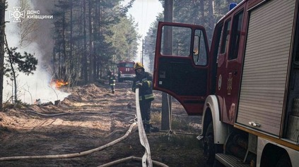 AKTUÁLNE: POŽIAR PRI ČERNOBYLE: HASIČI BOJUJÚ NIELEN S OHŇOM, ALE AJ S MÍNAMI A RADIÁCIOU