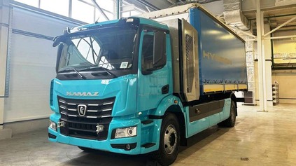 KAMAZ NA VODÍK JE REALITOU. AUTOMOBILKA PREDSTAVILA VERZIU S PALIVOVÝMI ČLÁNKAMI