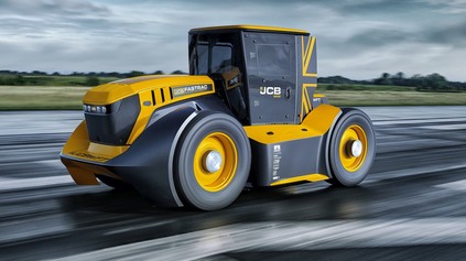 Tento traktor JCB by ste zo svojho spätného zrkadla nestriasli. Má viac koní než Veyron