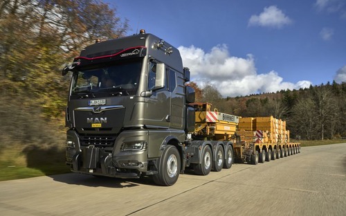 MAN TGX 41.640 8x4/4: Nový kráľ nadrozmernej prepravy utiahne až 250 ton