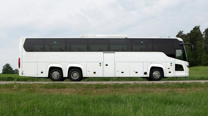 SCANIA POSIELA DO PREDAJA AUTOBUS NA BIOPLYN A LNG. JE TICHŠÍ A MÁ DOJAZD NA NATANKOVANIE 1000 KM