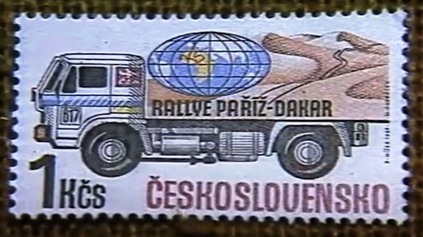 Pred 35 rokmi vydala Československá pošta raritné poštové známky s dakarskými autami LIAZ a Tatra
