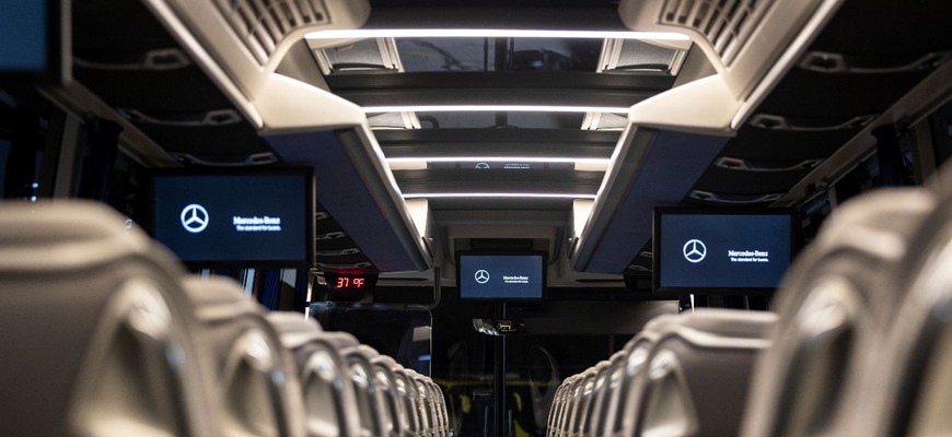 Určený pre Ameriku, diaľkový autobus Mercedes-Benz Tourrider má aj kuchyňku