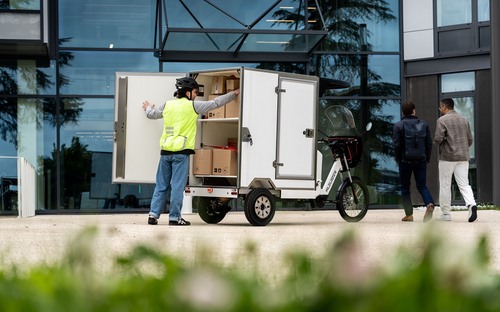 Renault Trucks vyvinul nákladný bicykel. Kleuster 350 príde v dvoch verziách