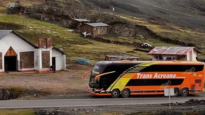 NAJDLHŠIA AUTOBUSOVÁ LINKA NA SVETE MÁ VYŠE 6 300 KM. PREČO JU NEVYTLAČILI LIETADLÁ?