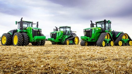 JOHN DEERE VYLEPŠIL NAJVÄČŠIE TRAKTORY RADU 9R. VRCHOLNÉ MOTORY MAJÚ TAKMER 700 KONÍ