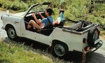 Trabant Tramp bol raritou určenou na export. Jeho vojenský predobraz vznikol pred 60 rokmi