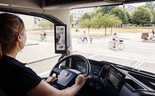 EU tlačí na väčší počet žien v sektore dopravy. Prichádzajú odporúčania ako na to
