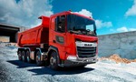 DAF rozšíril sortiment továrenských podvozkov. Novinka pre stavbárov unesie až 52 ton