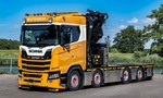 Scania 660 žeriav je multifunkčné vozidlo na prepravu aj vykládku tovaru