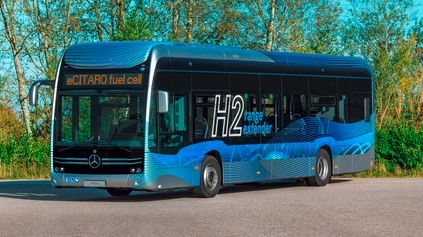 ĎALŠÍ VODÍKOVÝ AUTOBUS NA OBZORE. MERCEDES-BENZ UKÁZAL ECITARO S VODÍKOVÝM PREDLŽOVAČOM DOJAZDU