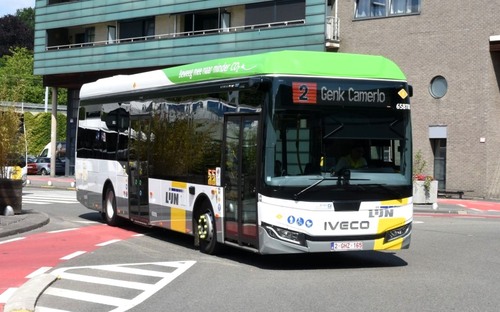 Elektrické Iveco Crossway Low Entry ELEC odvezie 115 cestujúcich. Belgičania prikúpili 110 kusov