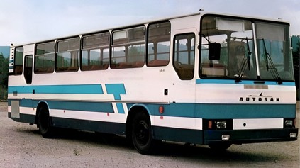 SPOMÍNATE SI NA SLOVENSKÝ AUTOBUS GRANUS? NEPRERAZIL, ALE UKÁZAL VEĽKÉ ODHODLANIE NIEČO ROBIŤ