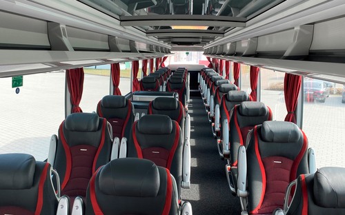 Setra ukázala najluxusnejší 5-hviezdičkový autokar. Má usporiadanie sedadiel ako v lietadle