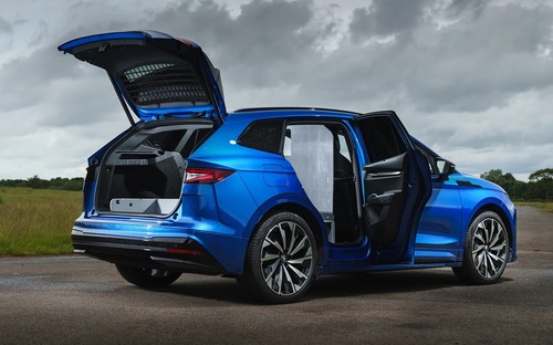 Škoda Enyaq Cargo – dokáže nadviazať na Roomster Praktik?