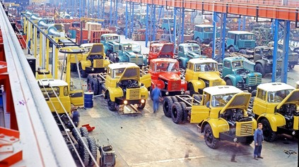 LEGENDÁRNY VÝROBNÝ ZÁVOD RENAULTU OSLAVUJE 60 ROKOV. TU VZNIKAJÚ JEHO NAJVÄČŠIE HVIEZDY