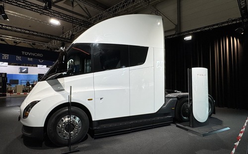 Výroba modelu Tesla Semi sa opäť posúva, tentoraz na rok 2026