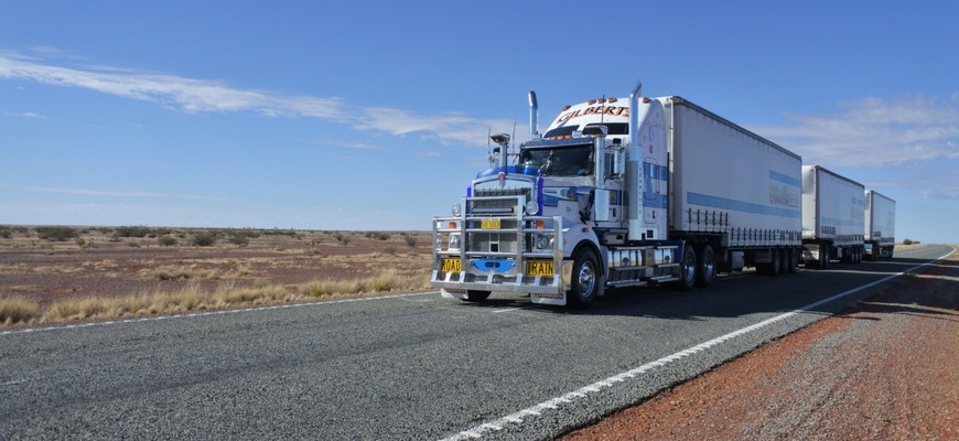 Najdlhšie kamiónové súpravy na svete s názvom road train