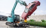 Kobelco SK140SRD-7: Kompaktný špecialista na rozoberanie kovošrotu a autovrakov