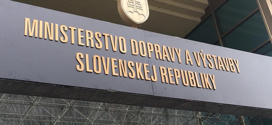 Únia Dopravcov Slovenska zo zúfalstva žiada dopravcov o zvyšovanie cien až o 20%