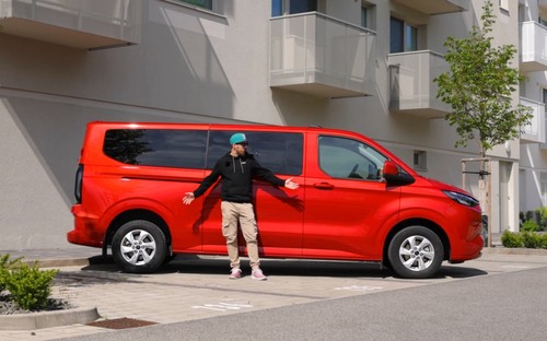 Test Ford Transit Custom 2.5 PHEV - hybrid alebo nafťák?