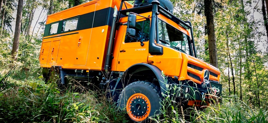 Mercedes-Benz ukázal nový obytný Unimog. Pripravil ho na autonómny pobyt mimo civilizácie