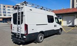 Polícia nasadila na cesty nenápadné dodávky. V premávke zaznamenajú priestupky všade okolo seba