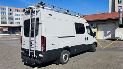 POLÍCIA NASADILA NA CESTY NENÁPADNÉ DODÁVKY. V PREMÁVKE ZAZNAMENAJÚ PRIESTUPKY VŠADE OKOLO SEBA