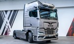 Na MAN TGX Truckers Edition pracovalo 350 vodičov. Má 560 koní aj televízor