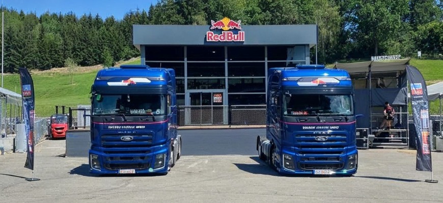 Ťahače Ford F-MAX pre Red Bull: Načo ich potrebujú 23 naraz?