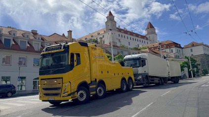 ODŤAH KAMIÓNOV VYŽADUJE ŤAŽKÝ KALIBER. ČO NASADZUJE SOS TEAM SLOVAKIA?