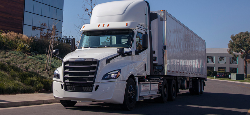 Freightliner eCascadia. Tichý konkurent Tesly Semi už jazdí po amerických cestách