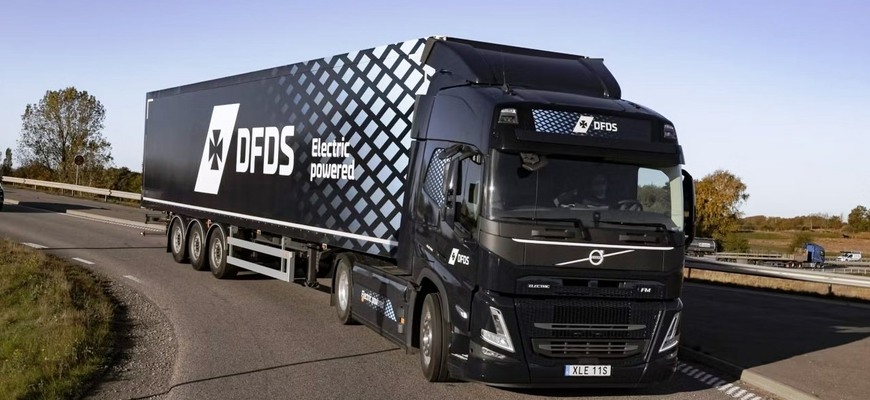 Najväčší vozový park e-truckov v Európe má prepravca DFDS. Používa 225 elektrických kamiónov Volvo