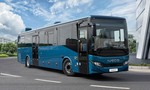 Iveco Crossway Hybrid zavádza 48 V mild-hybridnú techniku medzi autobusy. Brzdí aj elektromotorom