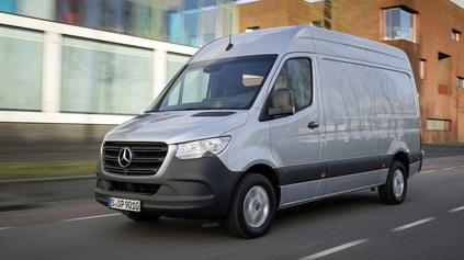 MERCEDES SPRINTER KONČÍ S VÄČŠÍMI MOTORMI, ODSTRELÍ AJ V6. VINNÍKA URČITE UHÁDNETE